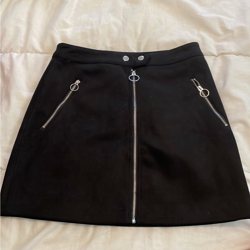 Black skirt